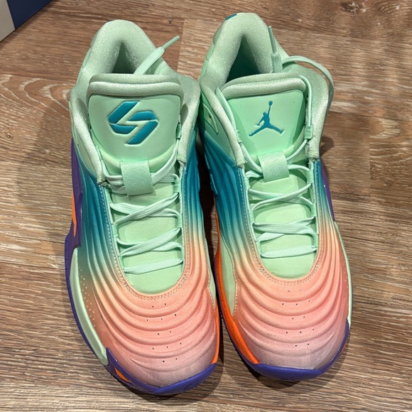 Jordan Luka 3 - Picture 3 of 5